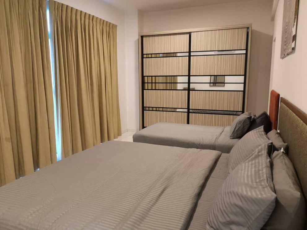 ג'והור בהרו Skyloft Muslim Suite מראה חיצוני תמונה