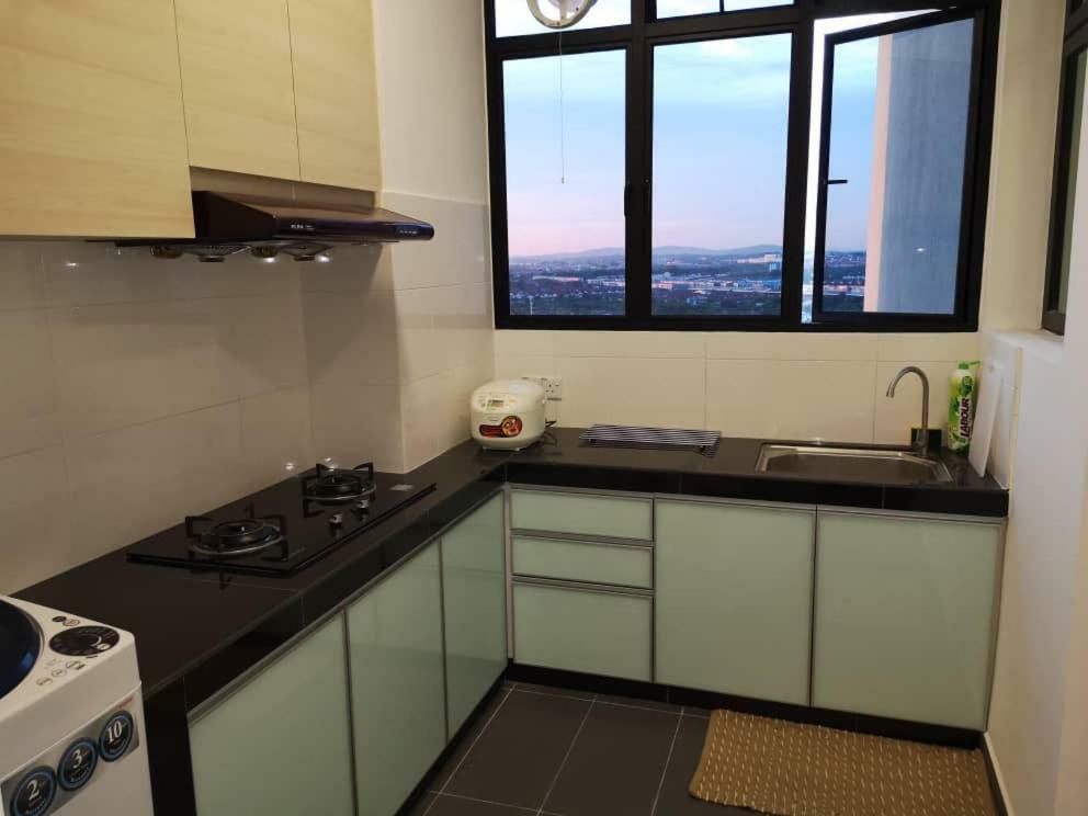 ג'והור בהרו Skyloft Muslim Suite מראה חיצוני תמונה