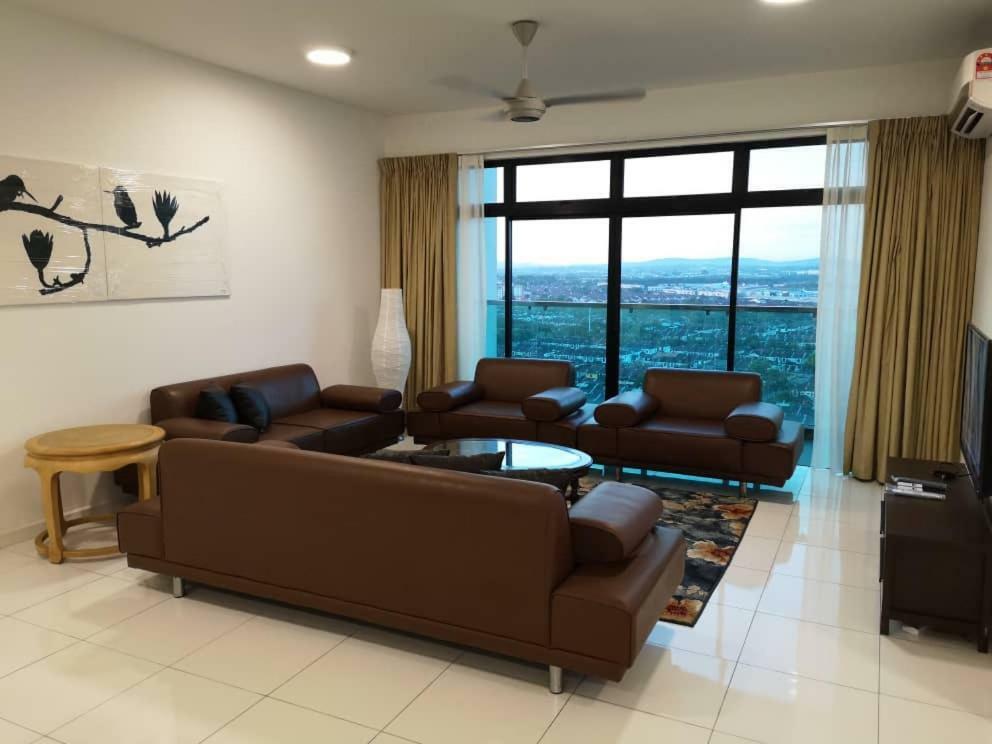 ג'והור בהרו Skyloft Muslim Suite מראה חיצוני תמונה